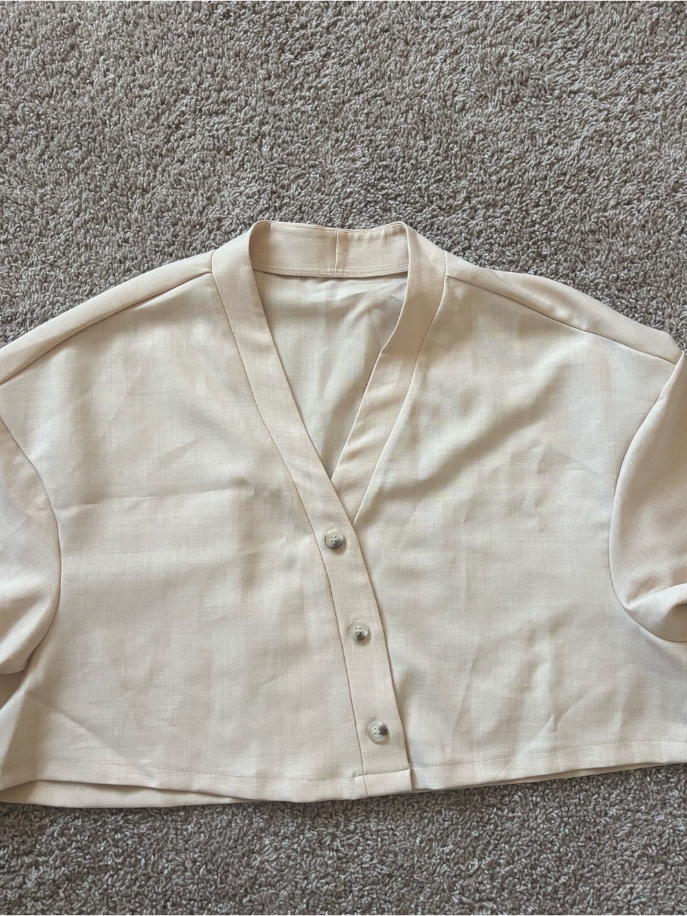 Light V-Neck Cropped Button Front Top - Picture 5 of 11